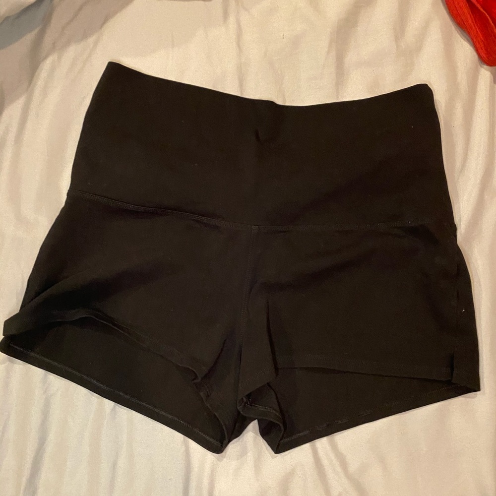 Express M Shorts